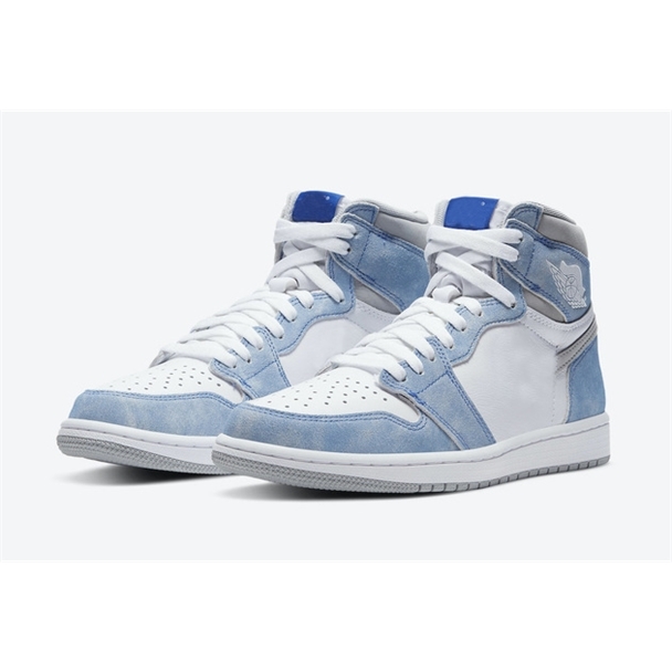 2021 Authentic 1 High OG Hyper Royal Trophy Room 1S Light Smoke Grey White Men Women Outdoor Shoes Sports Sneakers With Original Box
2021 Authentic 1 High OG Hyper Royal Trophy Room 1S Light Smoke Grey White Men Women Outdoor Shoes Sports Sneakers With Original Box