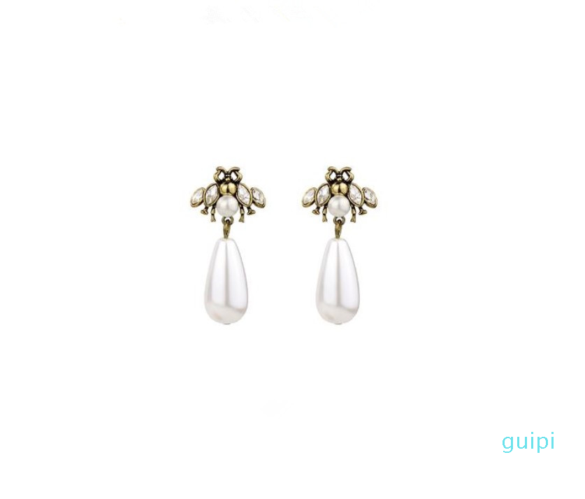Women Brand Fashion Cute crystal bees stud earrings female vintage pearl earrings enamel animal jewelry wedding brincos accessories
Women Brand Fashion Cute crystal bees stud earrings female vintage pearl earrings enamel animal jewelry wedding brincos accessories