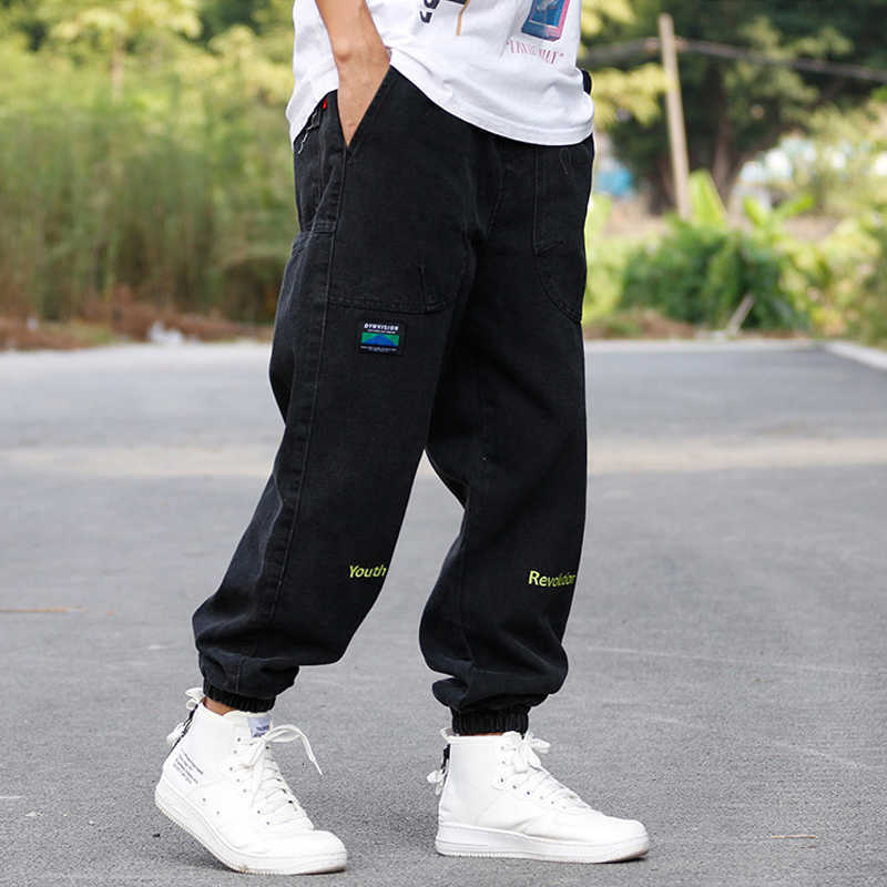 Fashion Streetwear Men Jeans Loose Fit Casual Denim Cargo Pants Retro Vintage Designer Hip Hop Joggers Wide Leg Harem, Blue
Fashion Streetwear Men Jeans Loose Fit Casual Denim Cargo Pants Retro Vintage Designer Hip Hop Joggers Wide Leg Harem, Blue
