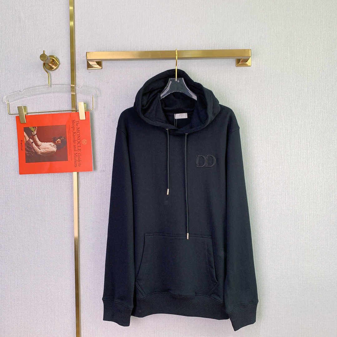 2021 early autumn new men' and women' same letter embroidery pattern comfortable hooded loose large casual sweater, Black
2021 early autumn new men' and women' same letter embroidery pattern comfortable hooded loose large casual sweater, Black