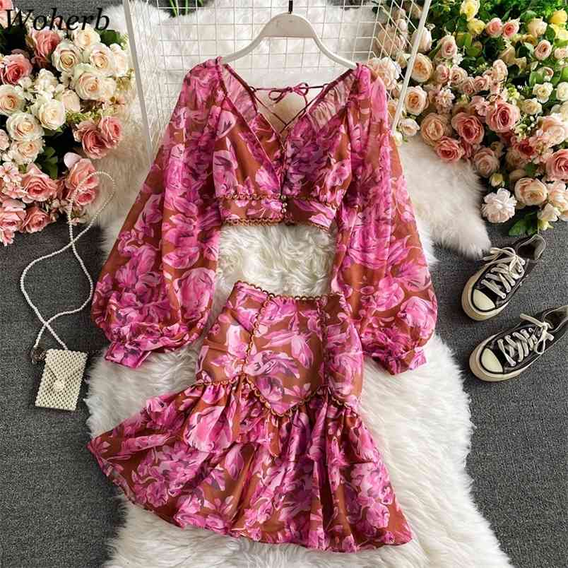 Summer Beach Wear Two Pieces Set Women Chiffon Sexy Crop Floral Print Long Sleeve Blouse + Mini Pencil Skirts Outfits 210519, Pink
Summer Beach Wear Two Pieces Set Women Chiffon Sexy Crop Floral Print Long Sleeve Blouse + Mini Pencil Skirts Outfits 210519, Pink