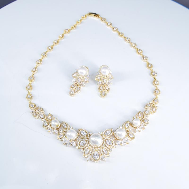 Earrings & Necklace 2021 Fashion Retro Shell Pearls With Flower Zircon Golden Earring Set,wedding Bride Banquet Dress Dinner Jewelry, As pic
Earrings & Necklace 2021 Fashion Retro Shell Pearls With Flower Zircon Golden Earring Set,wedding Bride Banquet Dress Dinner Jewelry, As pic