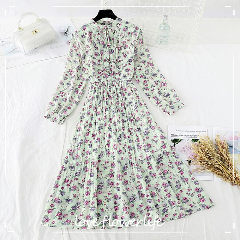 Autumn Floral Print Women Pleated Chiffon Dresses Female Vintage Ruffles Long sleeve Dress Casual High waist Long Dress 210521, Green
Autumn Floral Print Women Pleated Chiffon Dresses Female Vintage Ruffles Long sleeve Dress Casual High waist Long Dress 210521, Green