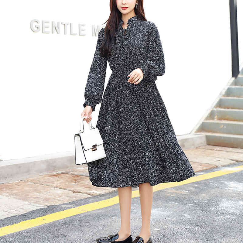 Vestidos Pleated Elegant Midi Empire Lantern Sleeve Dress Women Floral Print V-neck Long Chiffon Skirt 8665 50 210508