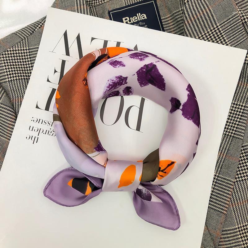 Scarves Sweet Love Print Women Small Silk Scarf Handle Bag Ribbons Female Head Angle 70*70 Square
Scarves Sweet Love Print Women Small Silk Scarf Handle Bag Ribbons Female Head Angle 70*70 Square