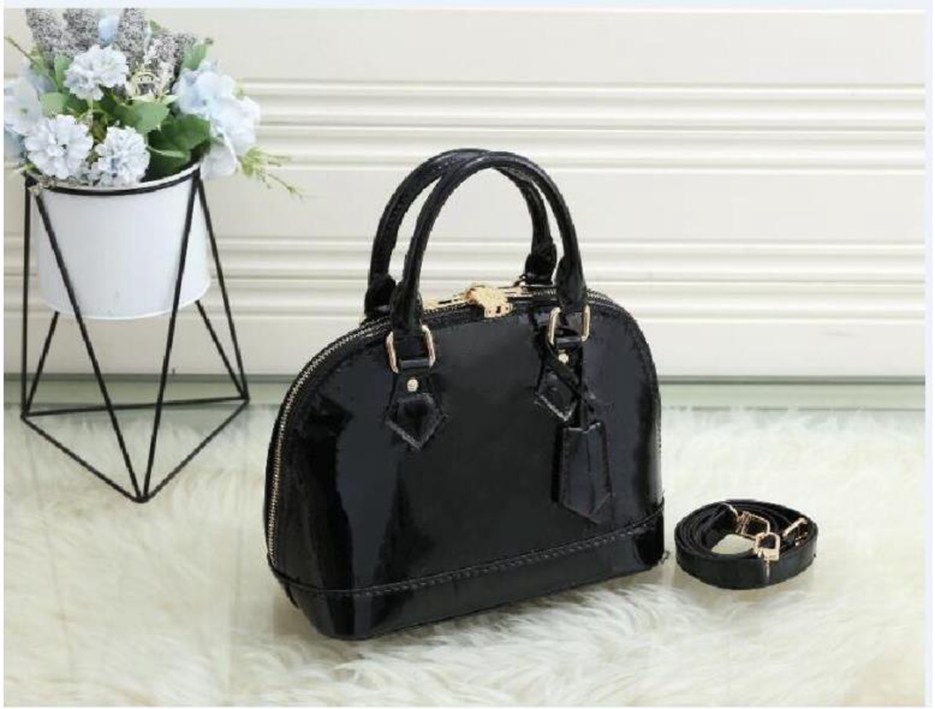 Bag Classic BB Handbags Bags Quality Genuine Leather Shoulder Brand 25x19x12cmnew Ipe Women Famous ALMA Designer Shell Check High Ndlwd
Bag Classic BB Handbags Bags Quality Genuine Leather Shoulder Brand 25x19x12cmnew Ipe Women Famous ALMA Designer Shell Check High Ndlwd