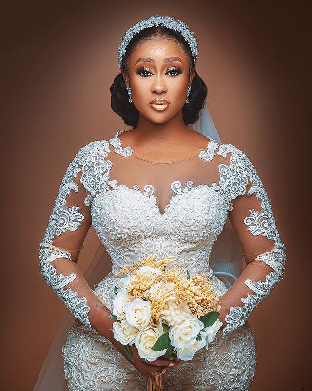 Size Plus Mermaid Wedding Lace Sexy Long Sleeves Arabic Aso Ebi African Tulle Vintage Bridal Gowns Dresses