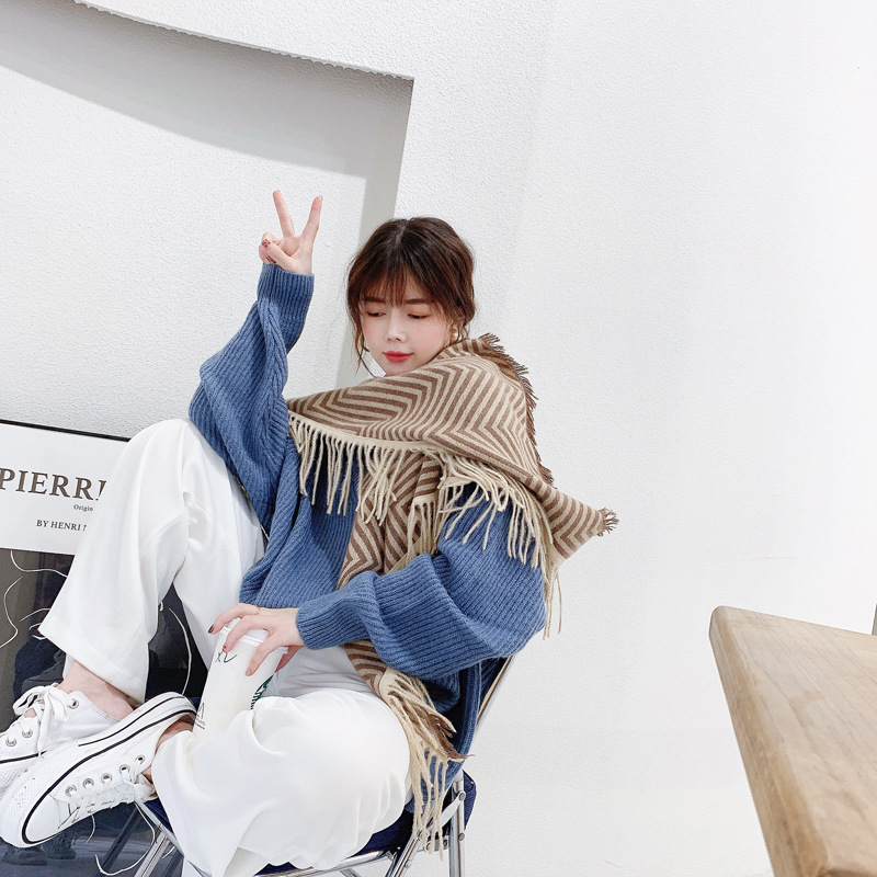 Autumn and Winter New Korean Style Striped Triangular Binder Womens Winter All-Matching Warm Shawl Double-Sided Fashion Scarf
Autumn and Winter New Korean Style Striped Triangular Binder Womens Winter All-Matching Warm Shawl Double-Sided Fashion Scarf