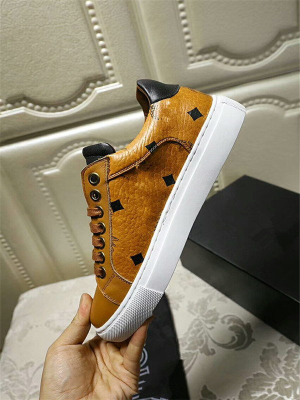 Top Designer Men Shoes With Original Women Luxury Designer Sneaker Man Casual Ace Shoes Green Red Stripe, 01
Top Designer Men Shoes With Original Women Luxury Designer Sneaker Man Casual Ace Shoes Green Red Stripe, 01