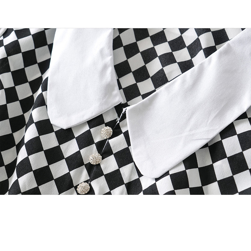 Black White Plaid Short Waist Korean Stitching V-neck Female Shirt French Elegant Small Fragrance Nails Sweet Women's Tops 210507