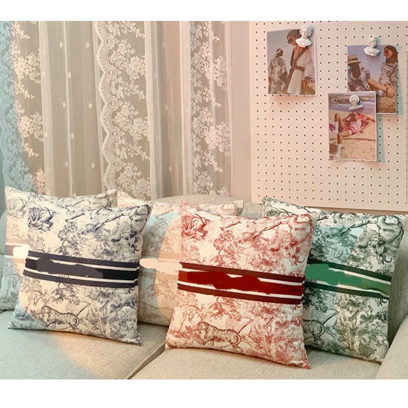 customized logo Cushion Brand new Decorative Pillow cases Designer Cushion With D Letters Fashion Cushions Covers Home Decor, Customize
customized logo Cushion Brand new Decorative Pillow cases Designer Cushion With D Letters Fashion Cushions Covers Home Decor, Customize