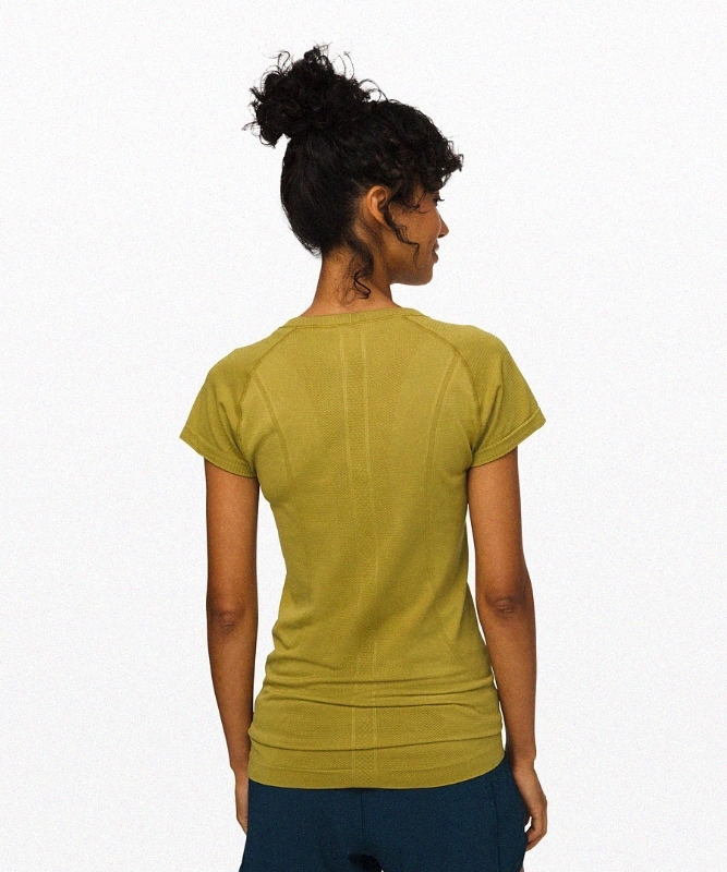 Lu Yoga Womens Swiftly Shirts Tech T shirt Short Sleeve Crew 2.0 t-shirts tshirt Sport Outdoor Outfit 0106 31h8#
Lu Yoga Womens Swiftly Shirts Tech T shirt Short Sleeve Crew 2.0 t-shirts tshirt Sport Outdoor Outfit 0106 31h8#