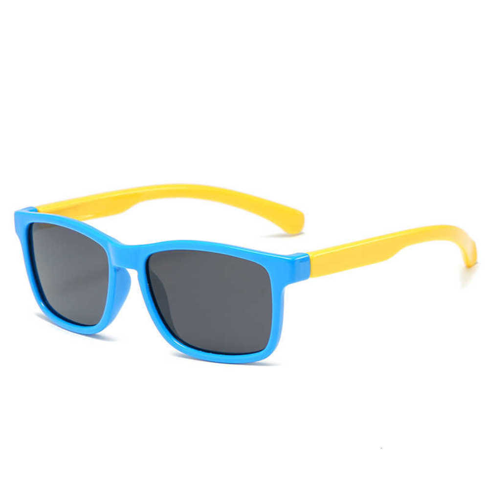 children's ultraviolet polarizing sunglasses silicone Sunglasses comfort girls boys fashion glasses personality, Blue
children's ultraviolet polarizing sunglasses silicone Sunglasses comfort girls boys fashion glasses personality, Blue