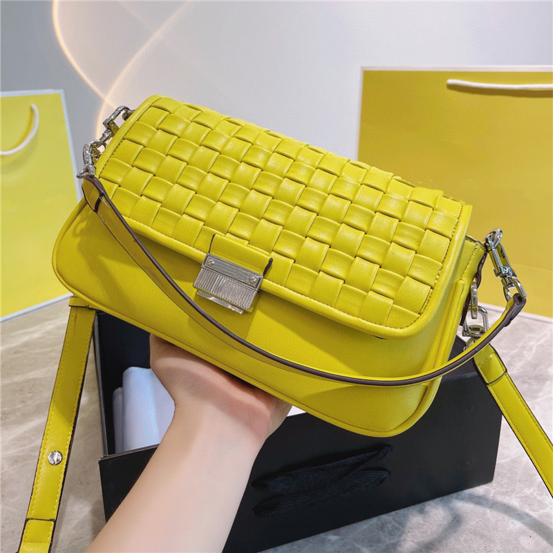 Bright and pure color woven messenger bag in summer fashionable casual women's shoulder bag high quality leather cross body beautiful bags, White
Bright and pure color woven messenger bag in summer fashionable casual women's shoulder bag high quality leather cross body beautiful bags, White