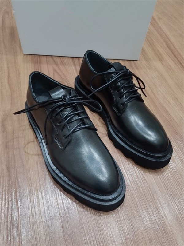2021 Men Women Casual Shoes woman man sneakers Calfskin Trainers fashion couples Flat Outdoor Sneaker top designer male female runner sport shoe, 02
2021 Men Women Casual Shoes woman man sneakers Calfskin Trainers fashion couples Flat Outdoor Sneaker top designer male female runner sport shoe, 02