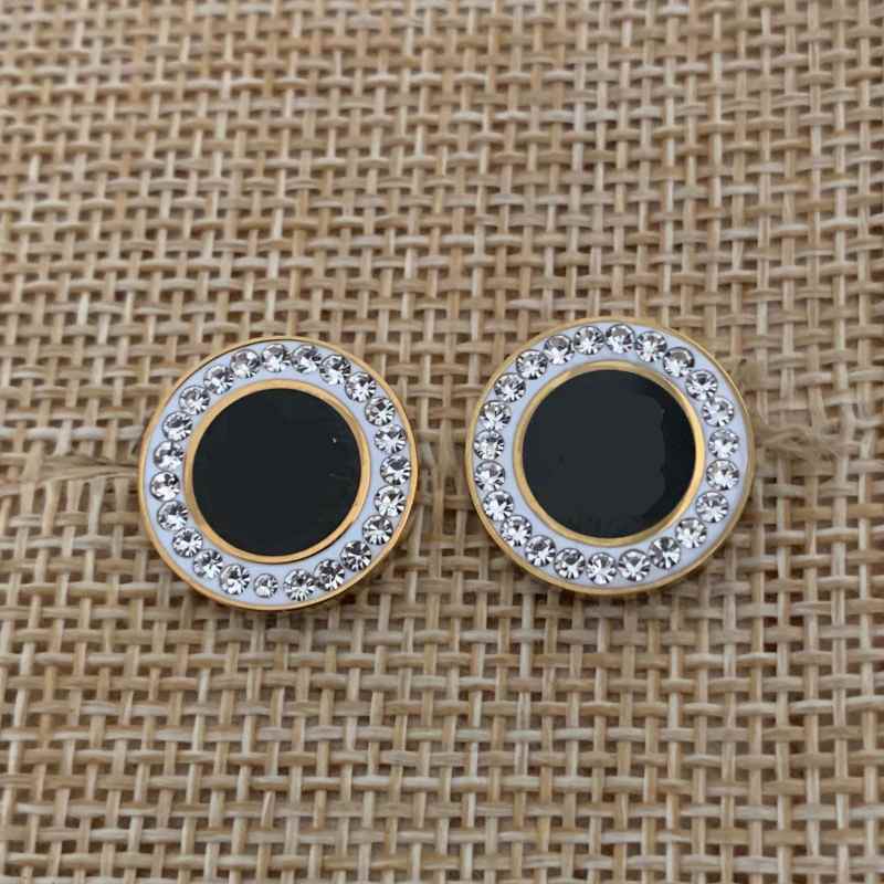 Top Quality Trendy Designer Studs Gold Silver Rose Colors Stainless Steel Earrings Mud Drill Black Drop Oil Hoop Wedding Lovers gift engagement Jewelry for Bride
Top Quality Trendy Designer Studs Gold Silver Rose Colors Stainless Steel Earrings Mud Drill Black Drop Oil Hoop Wedding Lovers gift engagement Jewelry for Bride