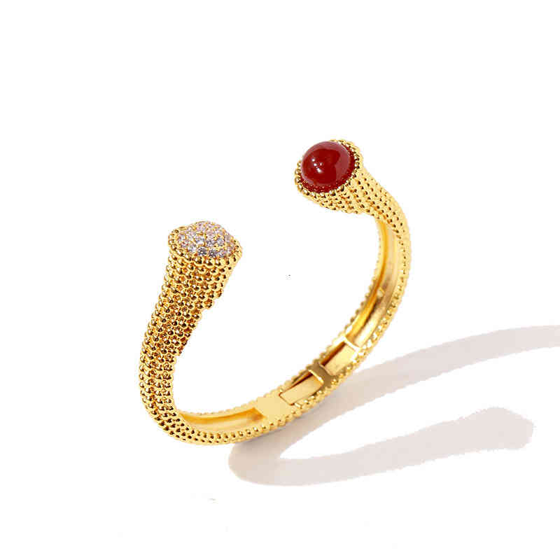 Charm Bracelets 08 Classic Hemispherical Shell Agate Inlaid Diamond Asymmetric Opening Bracelet