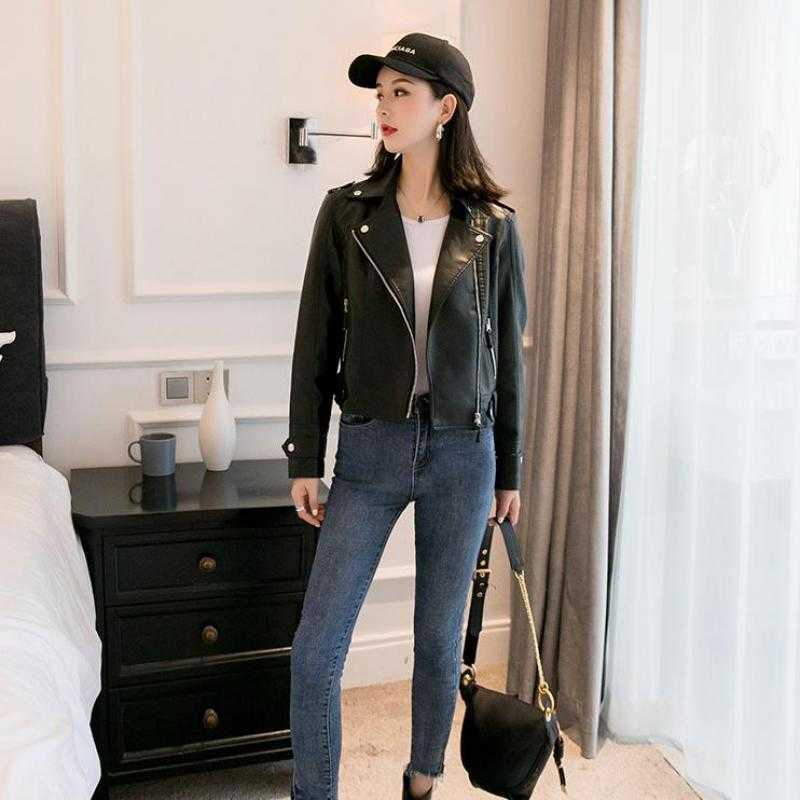 LY VAREY LIN Spring Autumn Women Slim Faux Soft Leather Punk Jacket Turn-down Collar Pocket Zipper Casual Short Outwear 210526, Beige
LY VAREY LIN Spring Autumn Women Slim Faux Soft Leather Punk Jacket Turn-down Collar Pocket Zipper Casual Short Outwear 210526, Beige