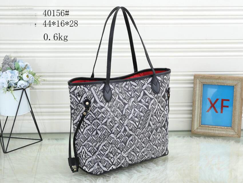 2021 top women pu leather Onthego handbags tote large-capacity handbag messenger Shopping bags shoulder pockets Totes bag a-1104
2021 top women pu leather Onthego handbags tote large-capacity handbag messenger Shopping bags shoulder pockets Totes bag a-1104