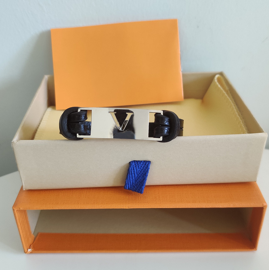Bracelets Leather Letter Bracelet Fashion Simple Wild Couple Bracelet Buckle Can Cut Size Bracelet Fashion Accessories, White
Bracelets Leather Letter Bracelet Fashion Simple Wild Couple Bracelet Buckle Can Cut Size Bracelet Fashion Accessories, White