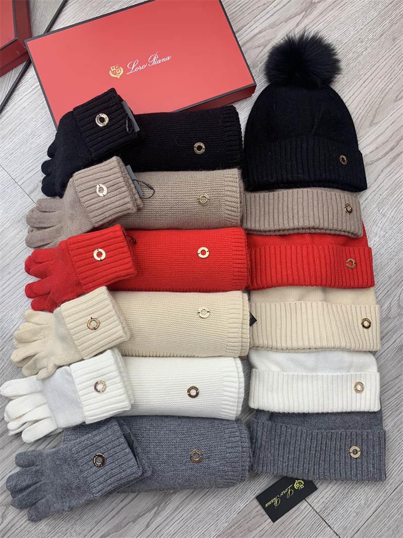 2021 Winter New Arrivals Loro Piana Top Quality Luxury Sciarpa Designer Men Women Scarf Set Hat Scarf Gloves 3-piece Sets
2021 Winter New Arrivals Loro Piana Top Quality Luxury Sciarpa Designer Men Women Scarf Set Hat Scarf Gloves 3-piece Sets