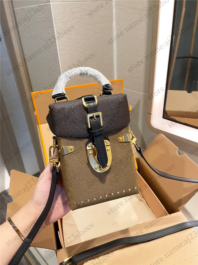 Retiro luxury handbags Mobile phone Monograms mini bag Designer Bags Coin Purse Vertical Wallet Metis small box, 01
Retiro luxury handbags Mobile phone Monograms mini bag Designer Bags Coin Purse Vertical Wallet Metis small box, 01
