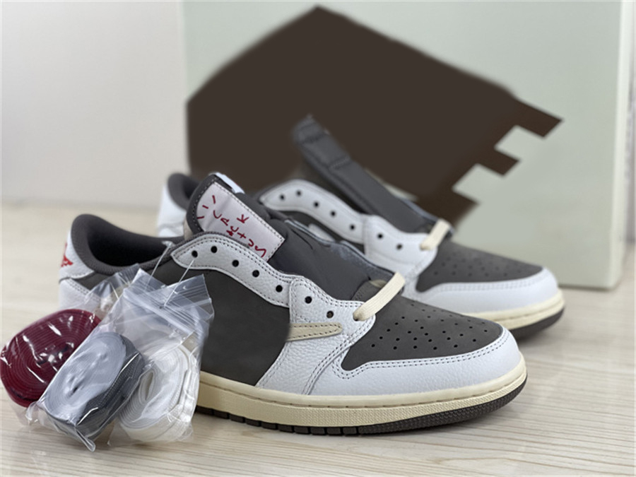Authentic Travis Scott 1S Low OG Reverse Mocha Shoes Mens Cactus Jack 1 High Military Blue Saturn Gold Baroque Brown SB Sports Sneakers With Original Box US4-13, Customize
Authentic Travis Scott 1S Low OG Reverse Mocha Shoes Mens Cactus Jack 1 High Military Blue Saturn Gold Baroque Brown SB Sports Sneakers With Original Box US4-13, Customize