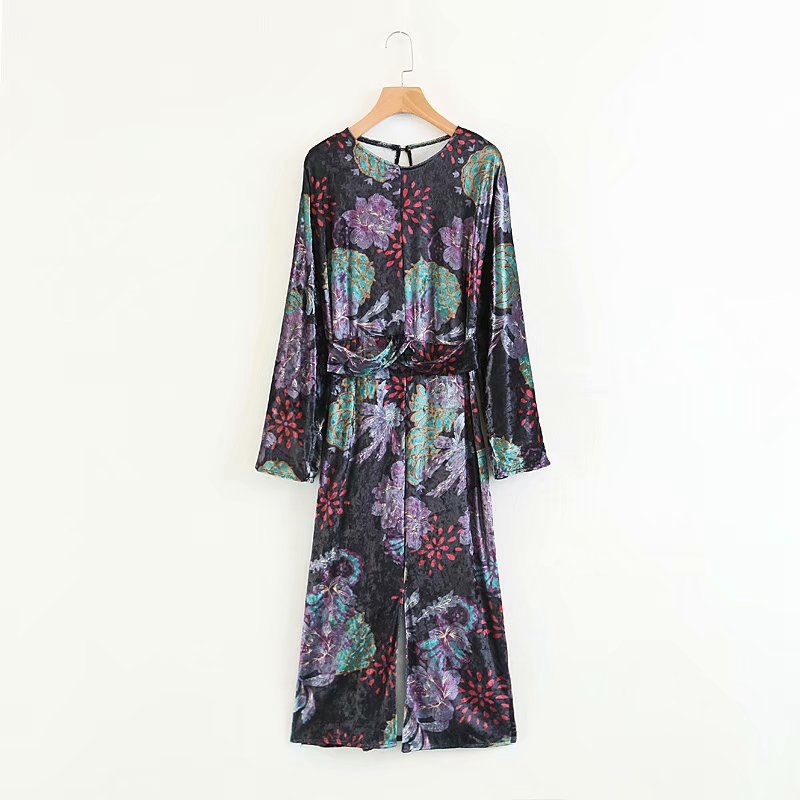 Spring Fashion Flower Velvet Dress Long Sleeve Women Vintage O neck Midi Elegant Party Evening XZ2652 210525, Purple
Spring Fashion Flower Velvet Dress Long Sleeve Women Vintage O neck Midi Elegant Party Evening XZ2652 210525, Purple