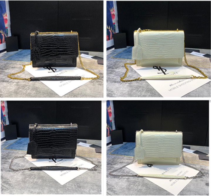 Handbags Women Luxury Designers Genuine leather bag with letters woman chains Crocodile pattern messenger bags Wholesale shoulder handbag, Black and golden chain
Handbags Women Luxury Designers Genuine leather bag with letters woman chains Crocodile pattern messenger bags Wholesale shoulder handbag, Black and golden chain