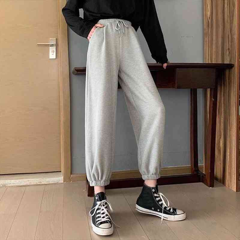 women high waist drawstring jogging pants plus size female fashion solid color loose harem trousers ladies casual pants, Black;white
women high waist drawstring jogging pants plus size female fashion solid color loose harem trousers ladies casual pants, Black;white