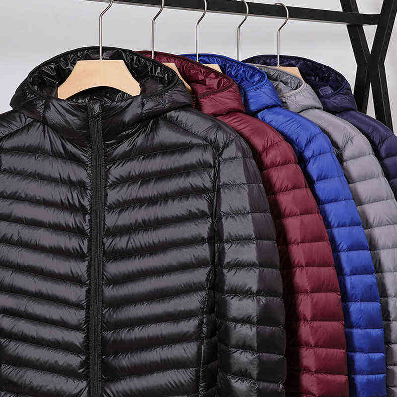 Men's Light Down Jacket Autumn Winter Coat Men White Duck Down Hooded Coat Casual Portable Windproof Water Proof Down Jacket Men 211104