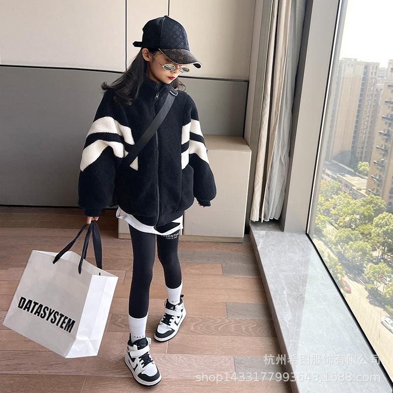 Down Coat Boys And Girls Zipper Sweater Lamb Wool Jacket 2021 Winter All-match Casual Top, Blue;gray
Down Coat Boys And Girls Zipper Sweater Lamb Wool Jacket 2021 Winter All-match Casual Top, Blue;gray