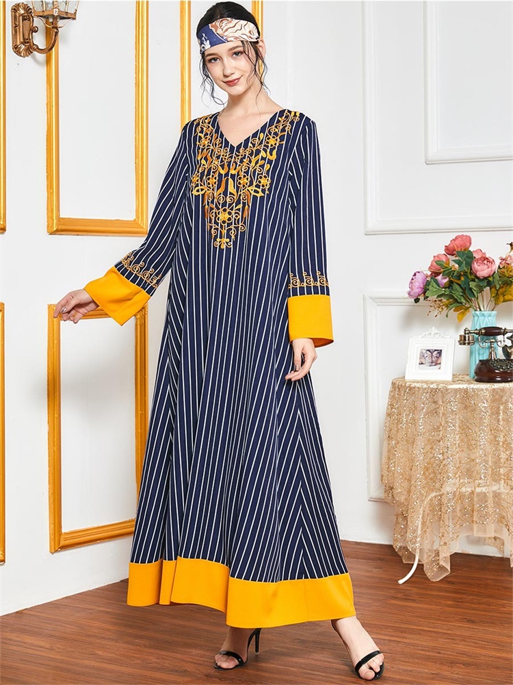 Striped Embroidered Maxi Dress arabic muslim women Ethnic V Ne Long Sleeve Turkey Arabic islamic Clothes Loose moroccan kaftan
Striped Embroidered Maxi Dress arabic muslim women Ethnic V Ne Long Sleeve Turkey Arabic islamic Clothes Loose moroccan kaftan