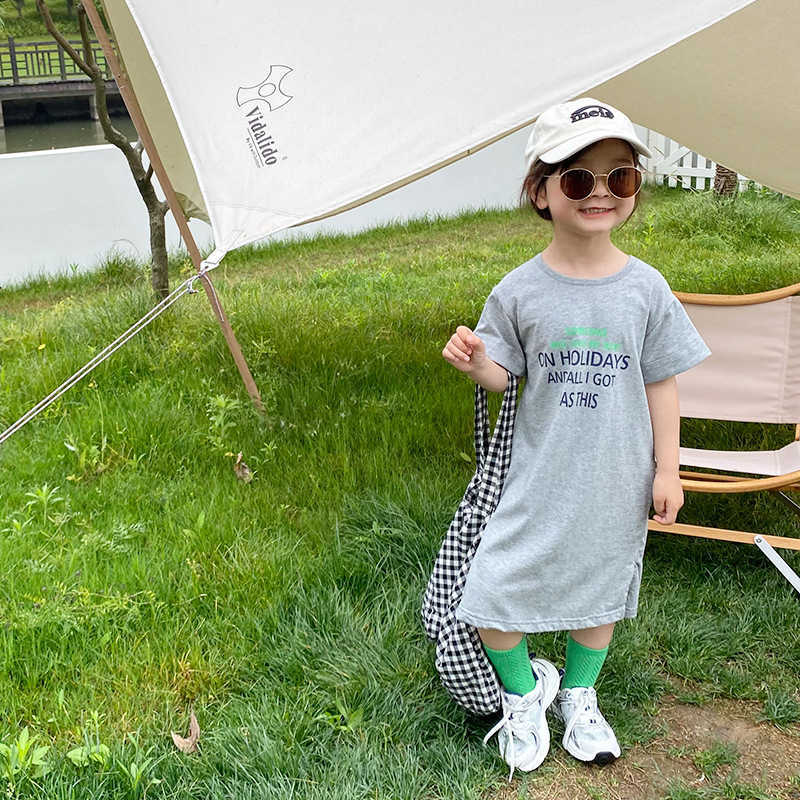 Summer girls fashion letter short sleeve dresses children cotton loose backless long style Tees 210615, Pink
Summer girls fashion letter short sleeve dresses children cotton loose backless long style Tees 210615, Pink