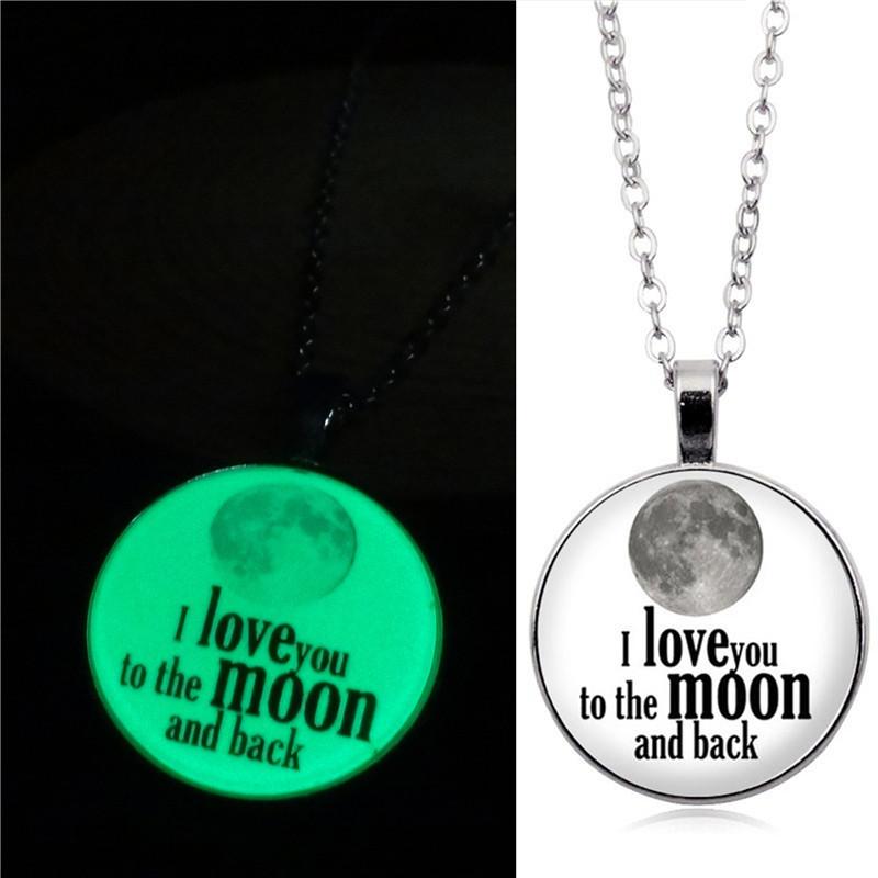 Pendant Necklaces Fashion I Love You To The Moon Back Luminous Necklace Classic Glow In Dark Glass Jewelry For Men Women
Pendant Necklaces Fashion I Love You To The Moon Back Luminous Necklace Classic Glow In Dark Glass Jewelry For Men Women