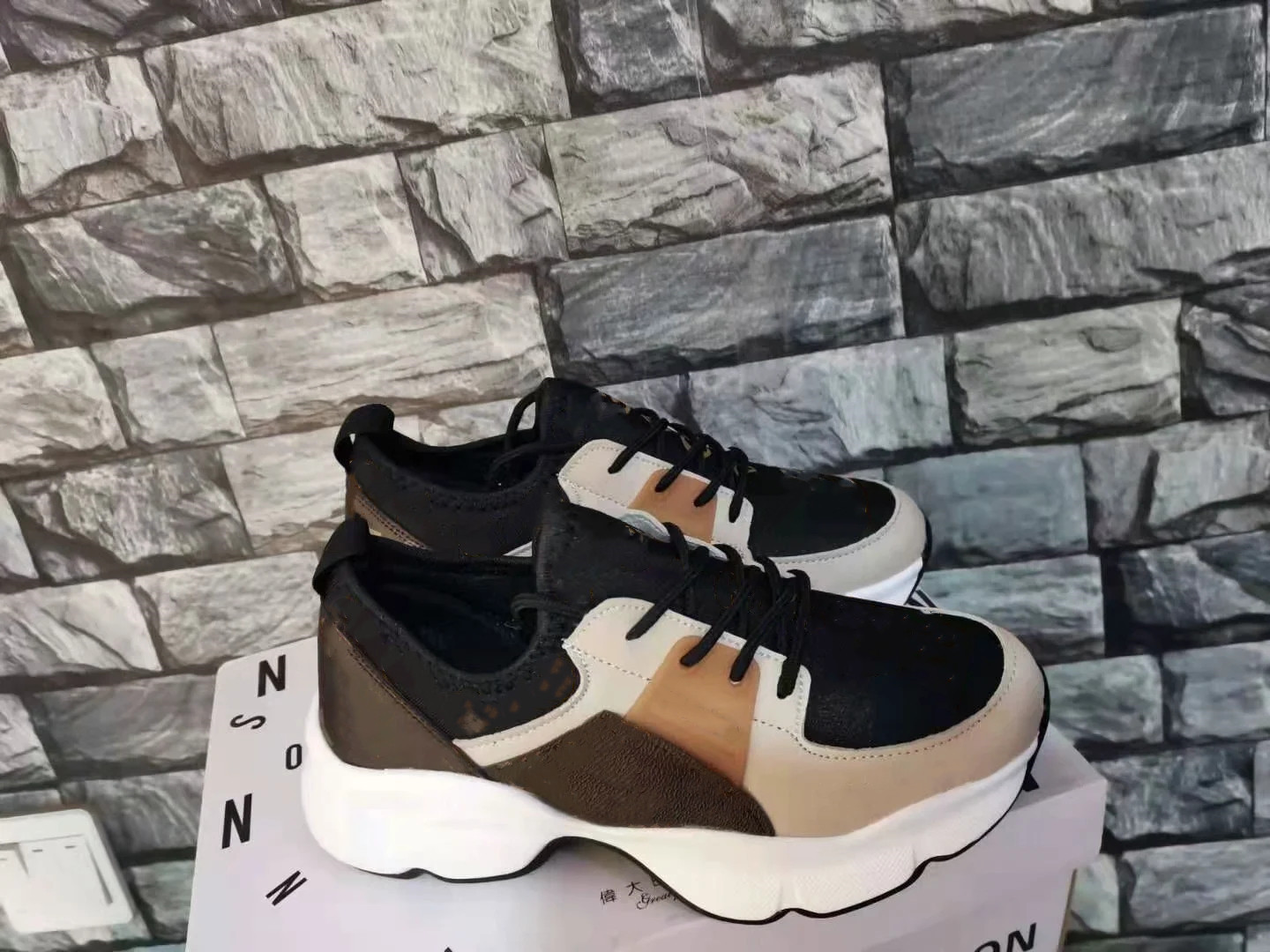 Autumn Winter Brand 2022 Paris designer Roller Shoes triple-s casual womens sneakers Christmas Lace Thick bottom clear bubble midsole fashion EUR size 36-41, White2
Autumn Winter Brand 2022 Paris designer Roller Shoes triple-s casual womens sneakers Christmas Lace Thick bottom clear bubble midsole fashion EUR size 36-41, White2