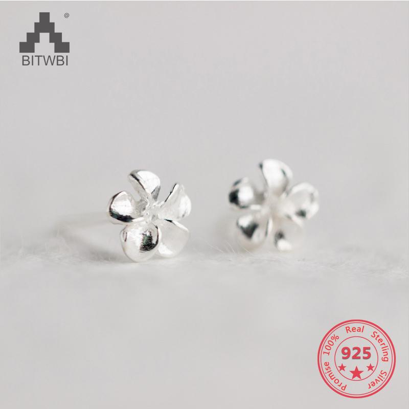 Stud 925 Sterling Silver Flower Earrings Women Simplicity Cute Sweet Five-petal Jewelry Wholesale Holiday Gifts, Golden;silver
Stud 925 Sterling Silver Flower Earrings Women Simplicity Cute Sweet Five-petal Jewelry Wholesale Holiday Gifts, Golden;silver