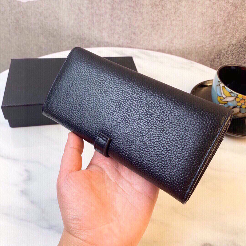 2021 Fashion Leather Wallet Luxury Card Case Designer High Quality Classic Wallets Long Size 19*10cm, This item is not for sale
2021 Fashion Leather Wallet Luxury Card Case Designer High Quality Classic Wallets Long Size 19*10cm, This item is not for sale