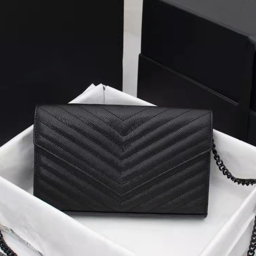 Luxury Suede Bags Women Cross Body Designers handbag Shoulder Classic Genuine Leather Heart Style Gold Chain Tote Messenger Handbags 21, #8 22cm
Luxury Suede Bags Women Cross Body Designers handbag Shoulder Classic Genuine Leather Heart Style Gold Chain Tote Messenger Handbags 21, #8 22cm