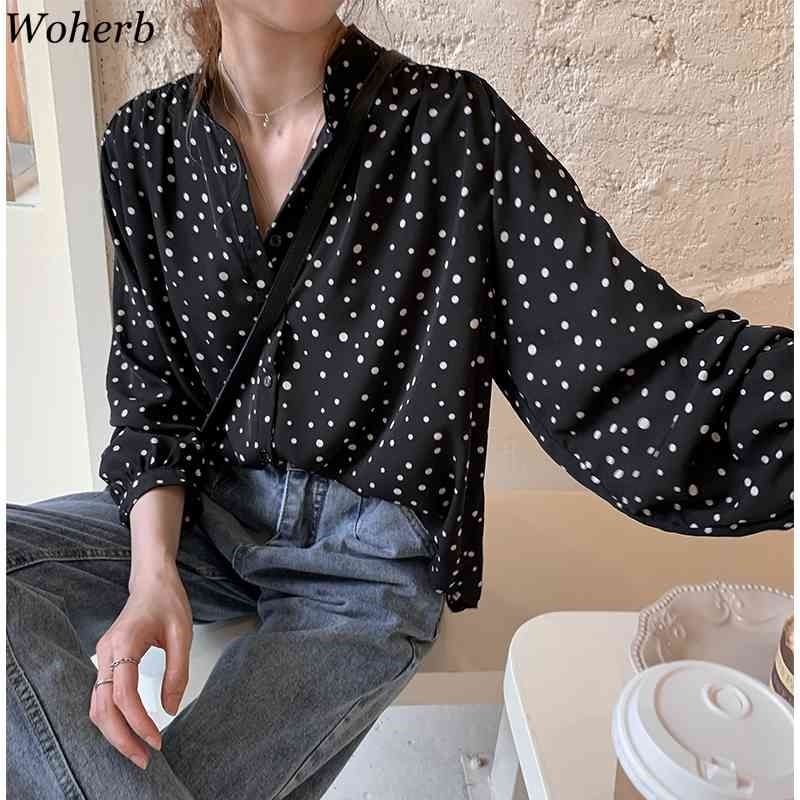 Camisas Mujer Polka Dot Chiffon Blouses Women Spring Vintage Shirts Stand Neck Lantern Sleeve Fashion Blouse Tops Femme 210519