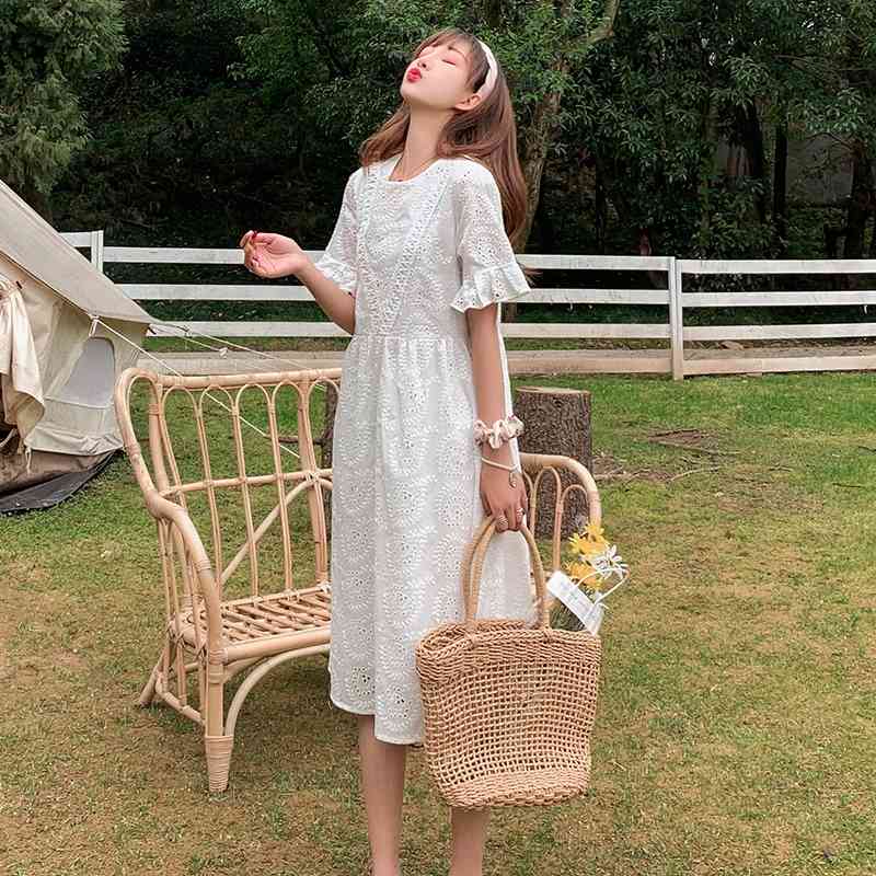 Fashion Women Elegant O-Neck White Summer Dress Robe Femme Vinatge Lace Hollow Out Embroidered Cotton Loose Vestidos 210520