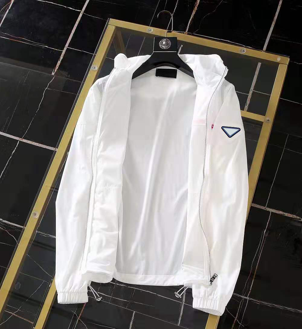 tops Mens Jacket Hooded Spring Autumn Style For Men Women Windbreaker Coat Long Sleeves Fashion Jackets With Zippers Letters Printed Outwears, Black
tops Mens Jacket Hooded Spring Autumn Style For Men Women Windbreaker Coat Long Sleeves Fashion Jackets With Zippers Letters Printed Outwears, Black