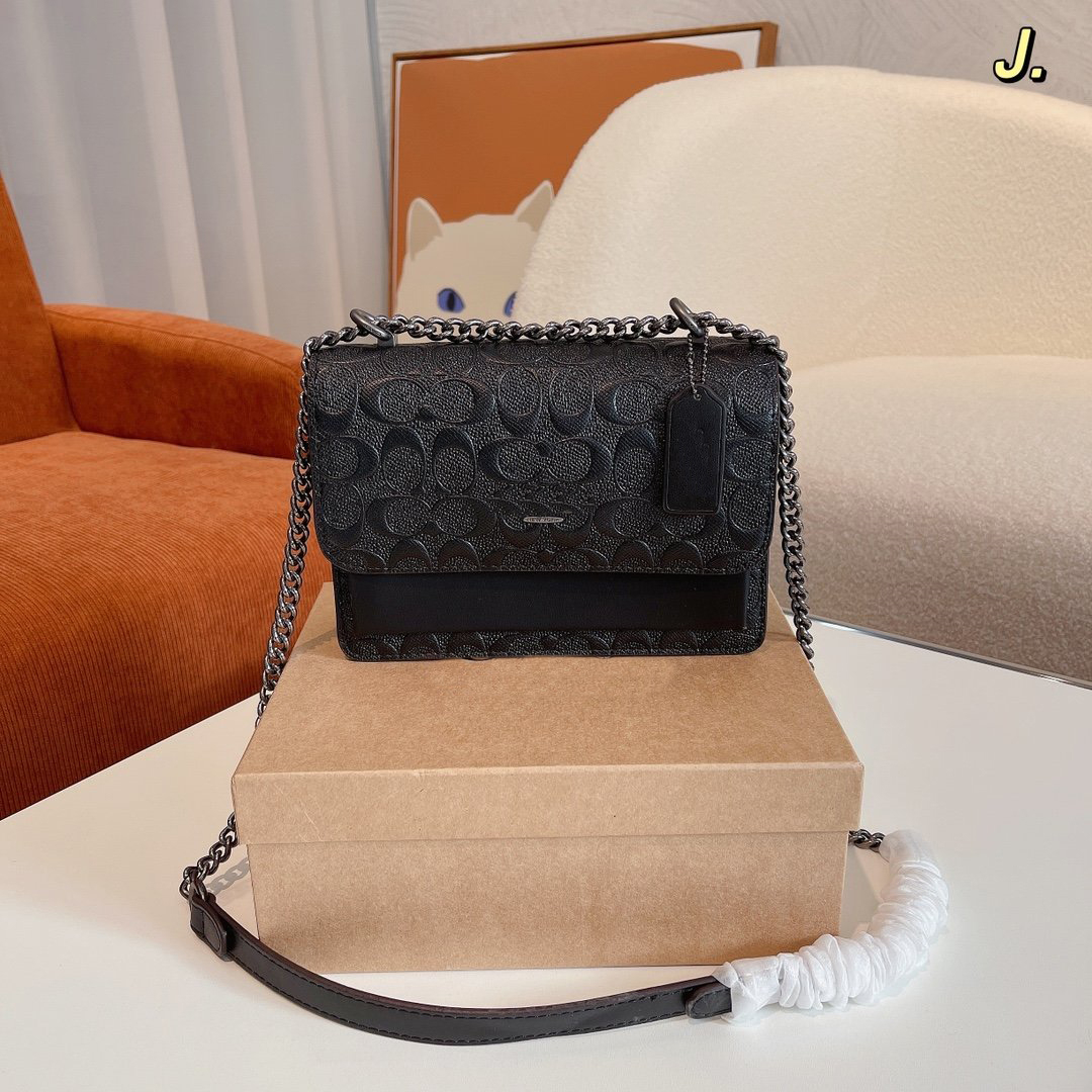 Western style Designer Bag Outdoor Sports Bags Messenger Camo Coachs Duffel Bags Fashion Waist Luxury Camera Chest tgfd
Western style Designer Bag Outdoor Sports Bags Messenger Camo Coachs Duffel Bags Fashion Waist Luxury Camera Chest tgfd