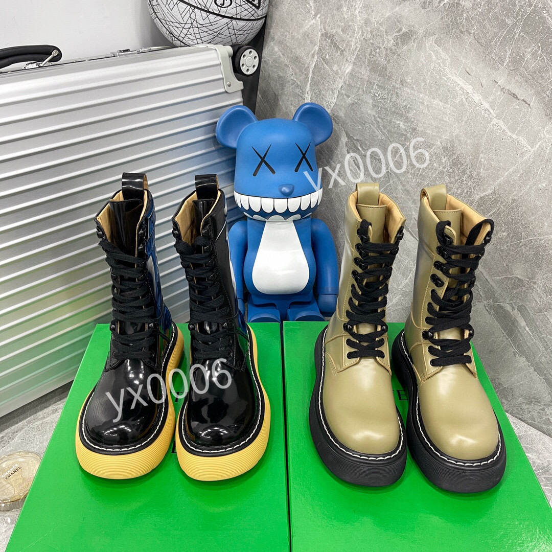 High quality Womens Designer Boots Leather Martin Ankle Chaelsea Boot Fashion Non-slip Wave Colored Rubber Outsole Elastic Webbing Luxury yx211013, 02
High quality Womens Designer Boots Leather Martin Ankle Chaelsea Boot Fashion Non-slip Wave Colored Rubber Outsole Elastic Webbing Luxury yx211013, 02