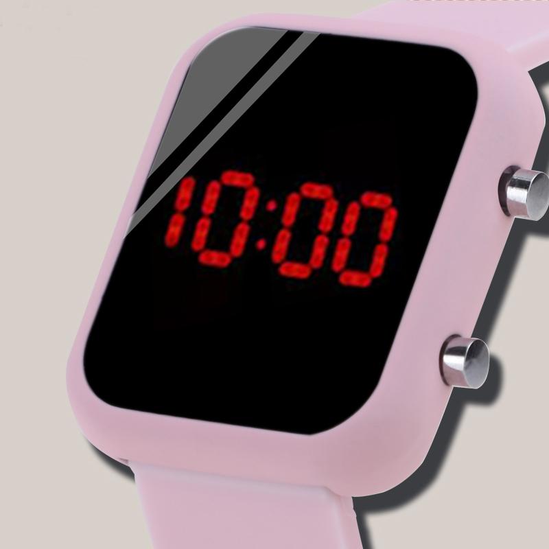 Wristwatches LED Watch Fashion Women Watches Digital Silicone Wristwatch Men Electronic Wrist Female Clock Relogio Masculino, Gold
Wristwatches LED Watch Fashion Women Watches Digital Silicone Wristwatch Men Electronic Wrist Female Clock Relogio Masculino, Gold