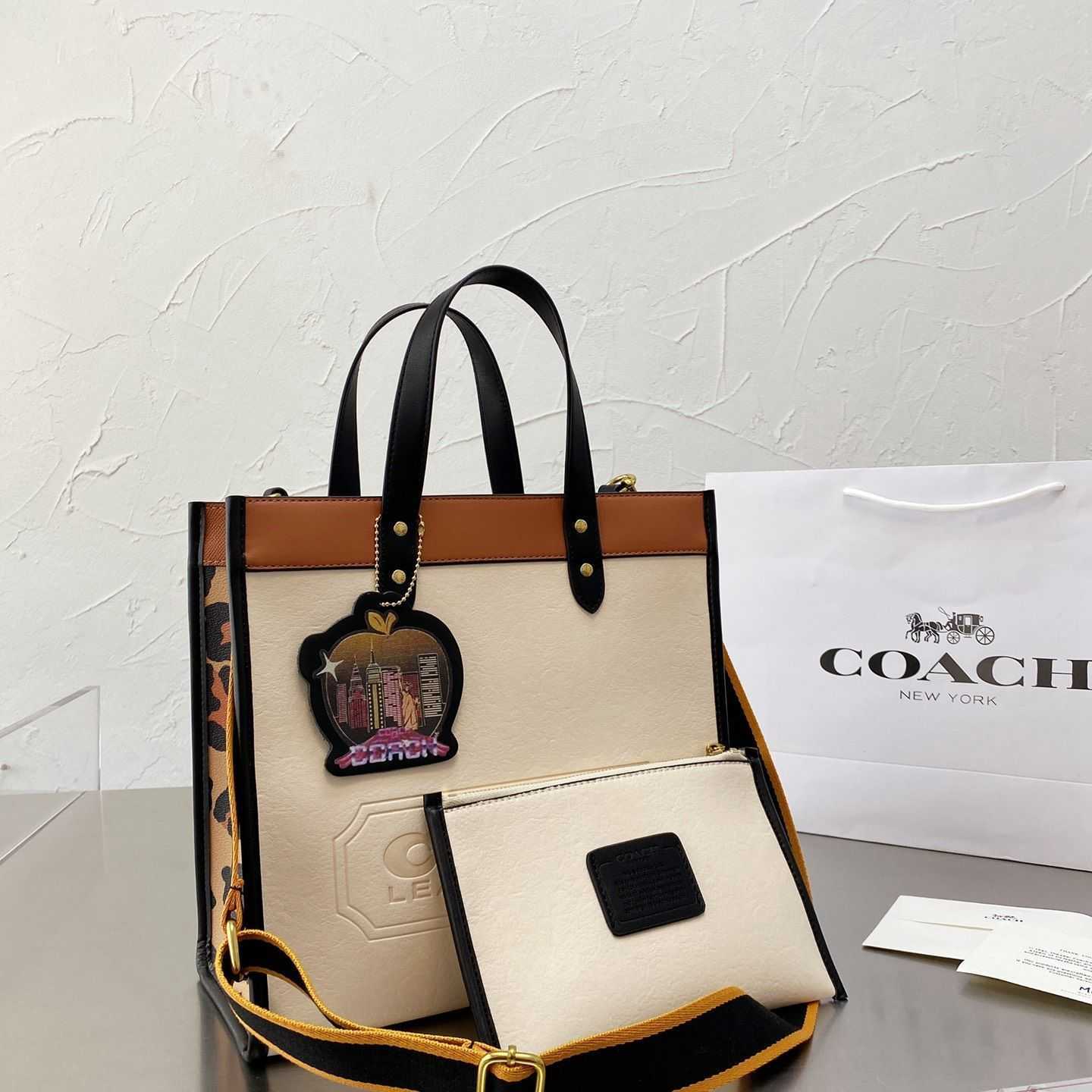 Multi Pochette Hanghhangbag Women Luxurys Designers Bags 2021 Purses Crossbody Bag Louisbag_18 Handbag designer Handbags Tote Fashion Han
Multi Pochette Hanghhangbag Women Luxurys Designers Bags 2021 Purses Crossbody Bag Louisbag_18 Handbag designer Handbags Tote Fashion Han