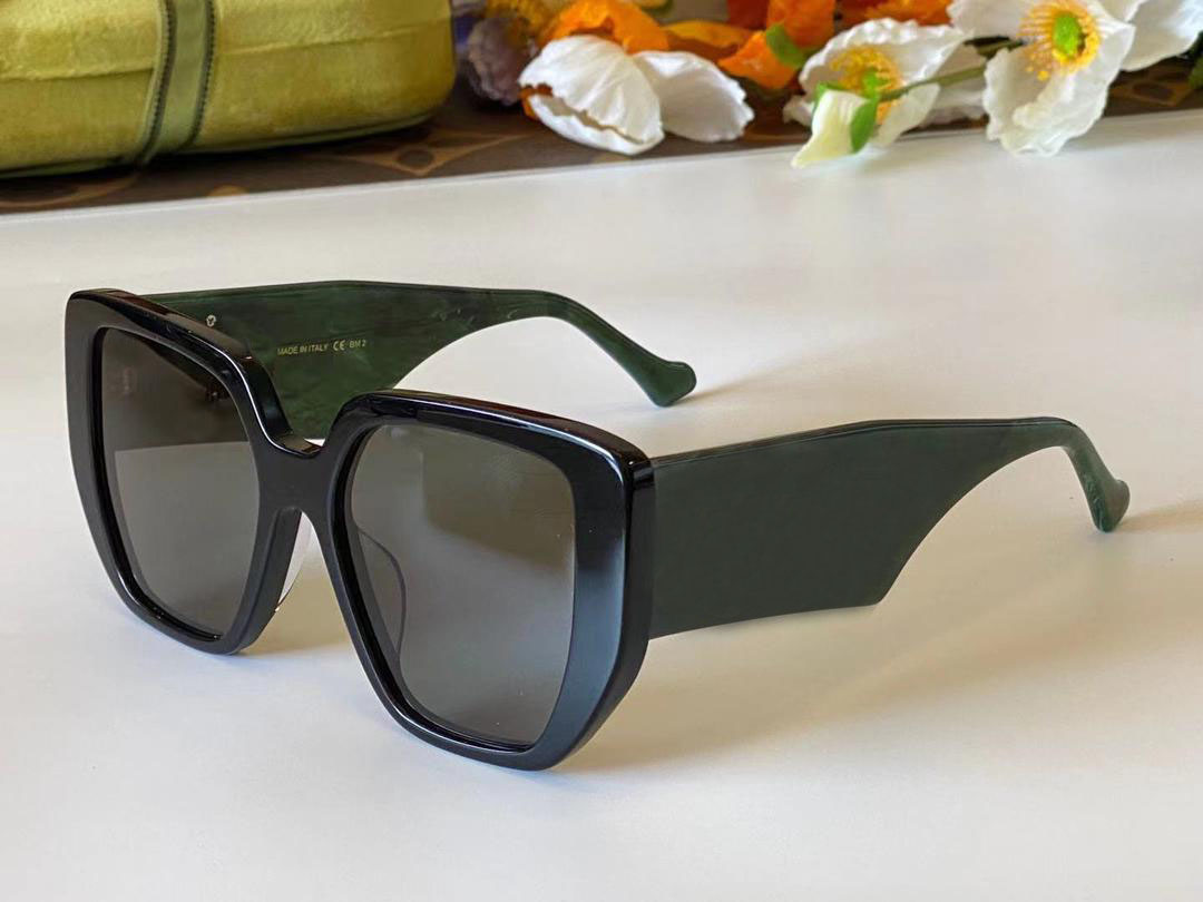Men Sunglasses for women Latest selling fashion 12 sun glasses mens sunglass Gafas de sol top quality glass UV400 lens
Men Sunglasses for women Latest selling fashion 12 sun glasses mens sunglass Gafas de sol top quality glass UV400 lens