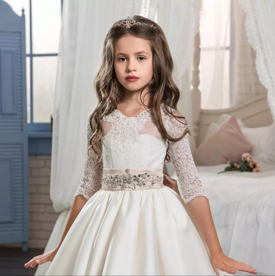 Half Sleees Flower Dresses For Weddings Jewel Neck Lace Crystals Satin Kids Pageant Girls Formal Party Wedding Dress 0431