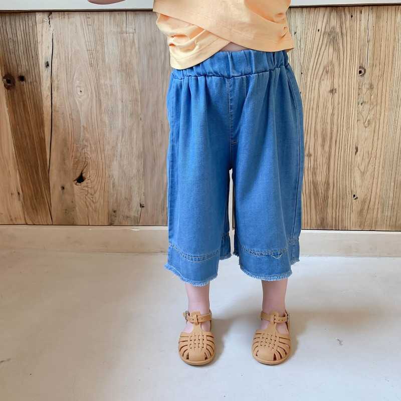 Girls korean style solid color wide leg pants summer holiday children loose all-match ankle length pant 210615, Blue
Girls korean style solid color wide leg pants summer holiday children loose all-match ankle length pant 210615, Blue