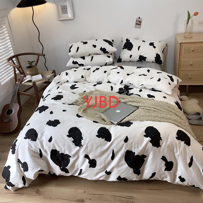 Nordic Simple Modern Black And White All Cotton Bed Cover Four Piece Set Of Pure Sheet Quilt Bedding Sets
Nordic Simple Modern Black And White All Cotton Bed Cover Four Piece Set Of Pure Sheet Quilt Bedding Sets